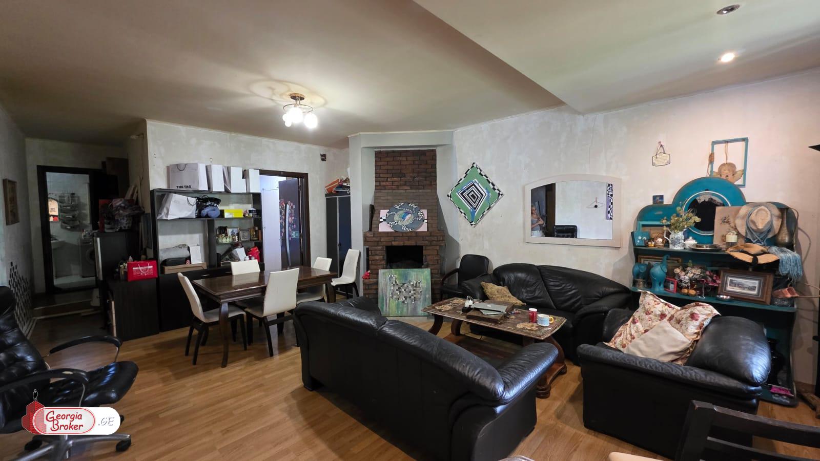 old repaired 4-room house for sale